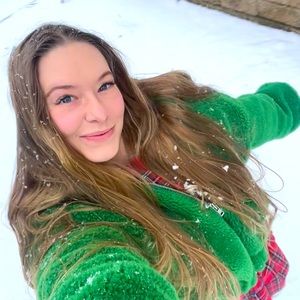 Meet your Posher, Ariana